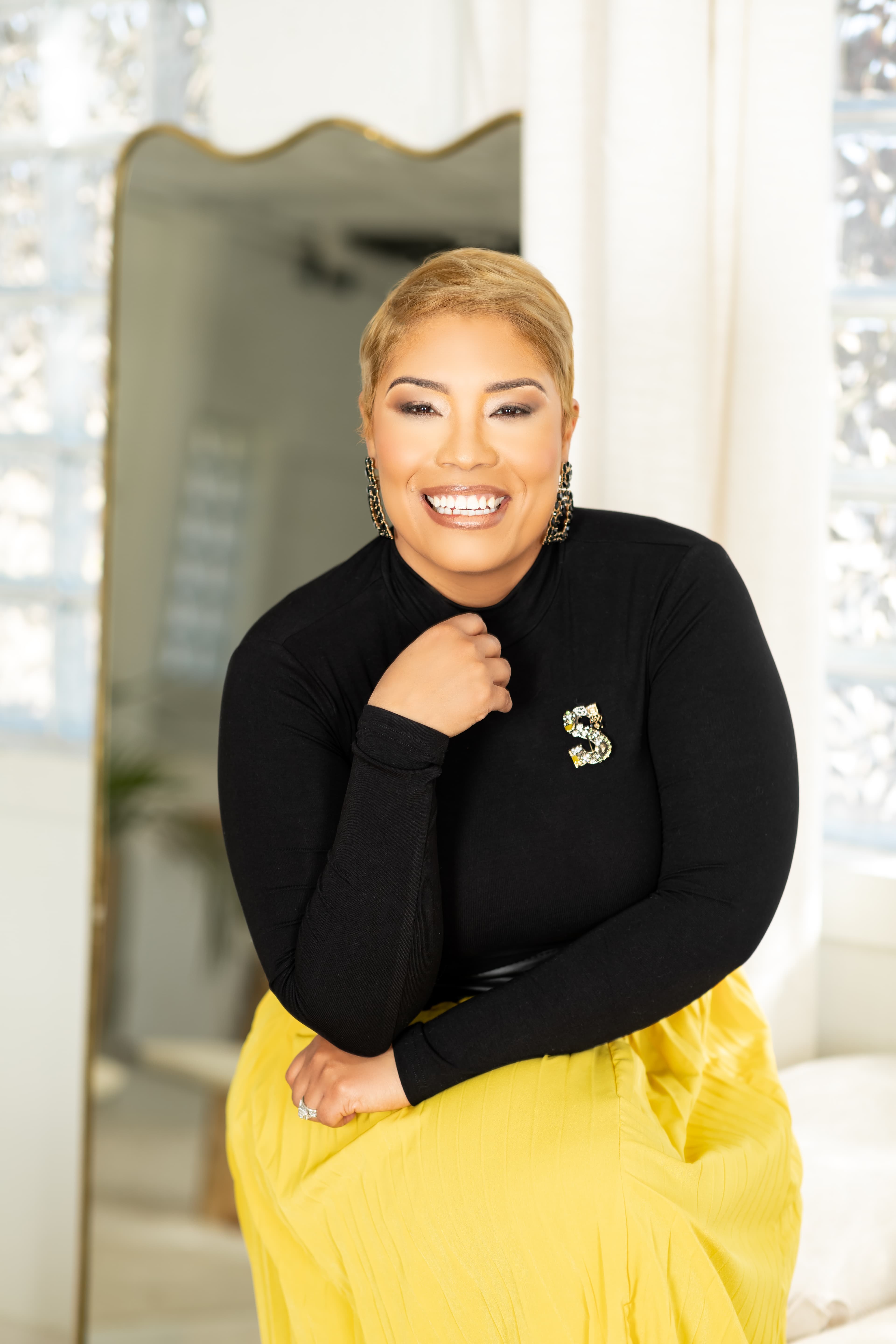 Shronica Holmes